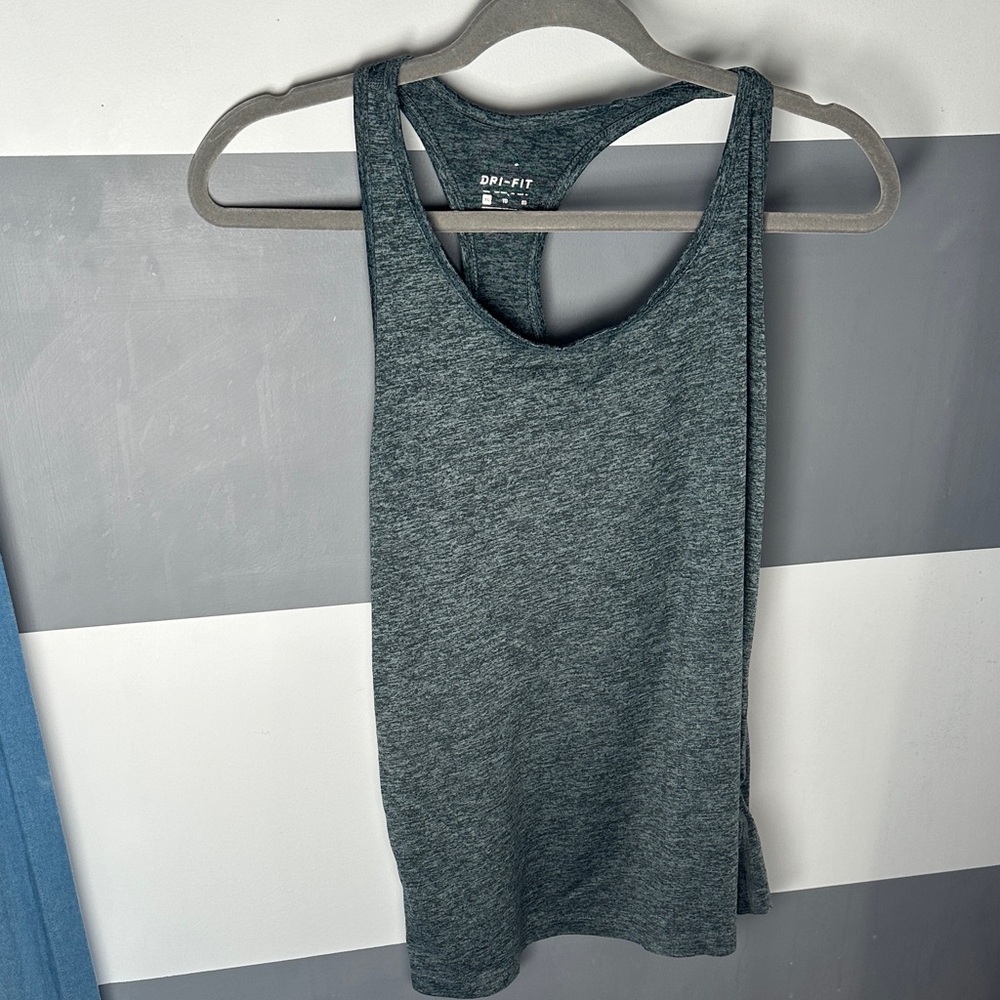 Nike DRI- FIT workout top size CL